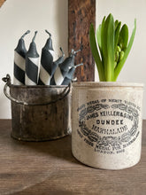 Load image into Gallery viewer, Black & white helter skelter candle trio