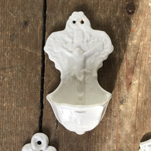 Load image into Gallery viewer, Vintage wall font