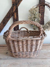 Load image into Gallery viewer, French fruit picking basket
