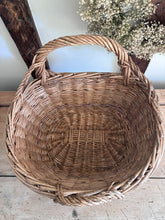 Load image into Gallery viewer, French fruit picking basket
