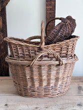 Load image into Gallery viewer, French fruit picking basket
